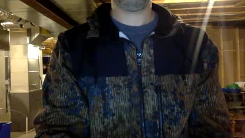 Snapshot of bigdickshowoff9877 chatting on January 17, 12:10 am Bigdickshowoff9877 online show from January 17, 12:10 am