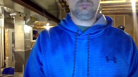 Snapshot of bigdickshowoff9877 chatting on February 15, 7:49 am Bigdickshowoff9877 online show from February 15, 7:49 am