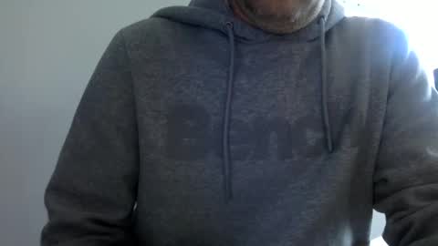 Bigdickshowoff9877 online show from December 3, 7:45 pm