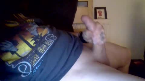 Snapshot of bigdickwillywonka11 chatting on December 20, 1:25 am bigdickwillywonka11 online show from December 20, 1:25 am