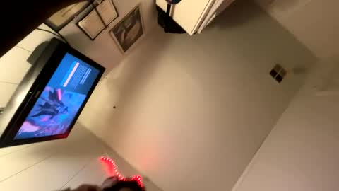Snapshot of bigdickywn chatting on May 2, 9:03 am bigdickywn online show from May 2, 9:03 am