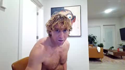 Snapshot of bigdmike6922 chatting on November 15, 10:01 am bigdmike6922 online show from November 15, 10:01 am