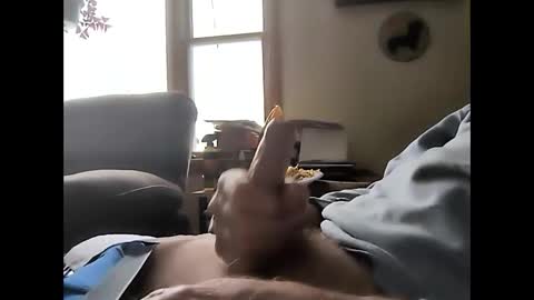 Snapshot of bigelectricrod chatting on March 23, 4:11 pm bigelectricrod online show from March 23, 4:11 pm