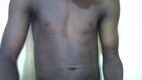 Snapshot of bigfeet9999 chatting on December 10, 6:44 am Ask in pvt online show from December 10, 6:44 am