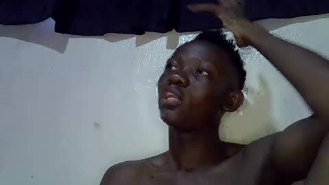 Snapshot of bigfeet9999 chatting on February 19, 1:06 pm Ask in pvt online show from February 19, 1:06 pm