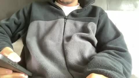 Snapshot of biggbrown12 chatting on May 12, 10:12 am bigbrown online show from May 12, 10:12 am