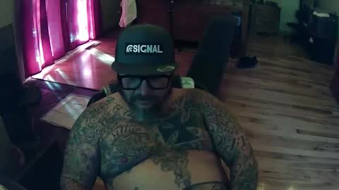 biggdaddy4206913 online show from November 7, 9:26 pm