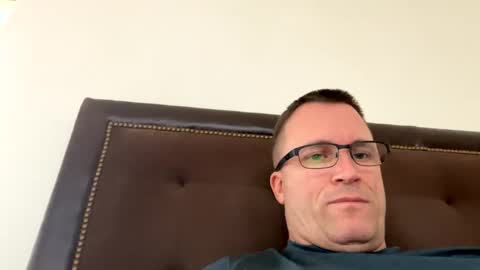 bigger22332233 online show from December 2, 4:09 pm