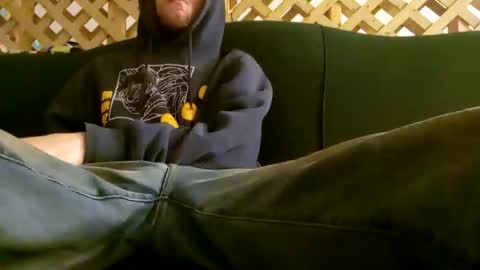 biggestboiiii online show from April 5, 1:47 am