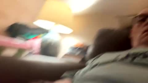 biggloves4bighands online show from March 8, 11:30 pm