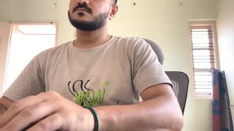 bighandsomesatisfy online show from November 5, 11:32 am