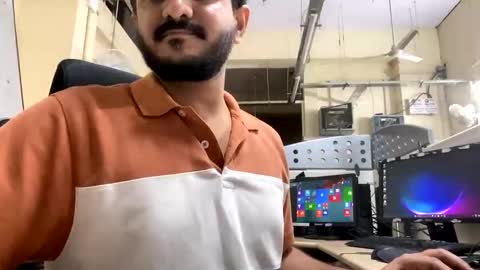 bighandsomesatisfy online show from December 2, 5:19 pm