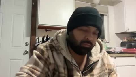 Snapshot of bigheadaddy90 chatting on November 20, 12:16 pm Daniel Noelia online show from November 20, 12:16 pm