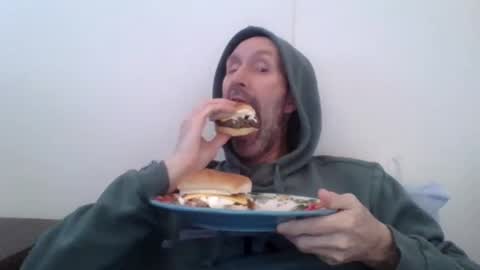 Snapshot of bighugemouthful chatting on March 10, 4:03 pm Chaz online show from March 10, 4:03 pm