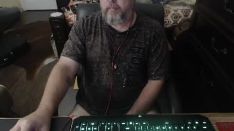 bighugmugg online show from October 12, 4:28 pm