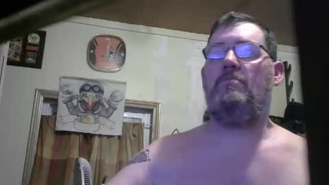 Snapshot of bigjohn41000 chatting on March 22, 9:02 am bigjohn41000 online show from March 22, 9:02 am