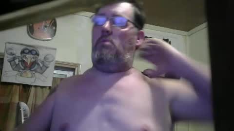 Snapshot of bigjohn41000 chatting on May 9, 9:14 am bigjohn41000 online show from May 9, 9:14 am