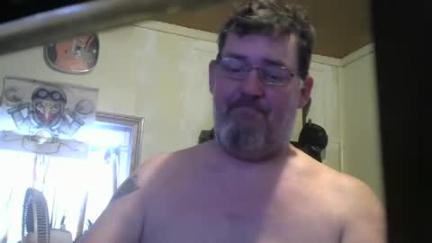 Snapshot of bigjohn41000 chatting on May 13, 9:33 pm bigjohn41000 online show from May 13, 9:33 pm