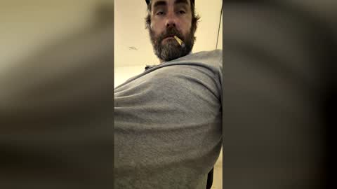 Snapshot of bigjohnson6923 chatting on May 8, 8:03 pm bigjohnson6923 online show from May 8, 8:03 pm