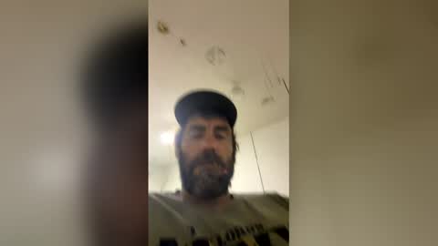 Snapshot of bigjohnson6923 chatting on May 11, 3:07 pm bigjohnson6923 online show from May 11, 3:07 pm