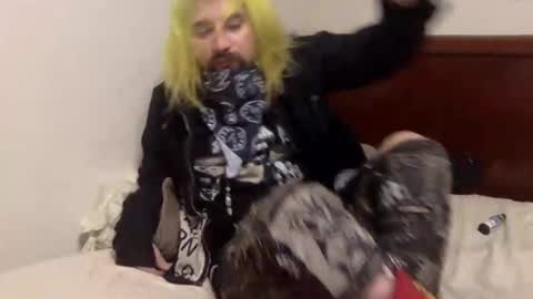 Bigkhaos online show from December 14, 10:31 am