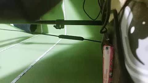 Snapshot of biglongboycock2001 chatting on September 30, 6:40 am BigBoy online show from September 30, 6:40 am