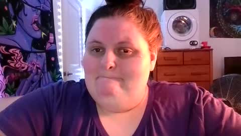 Snapshot of bigmama91 chatting on May 8, 2:33 pm bigmama91 online show from May 8, 2:33 pm