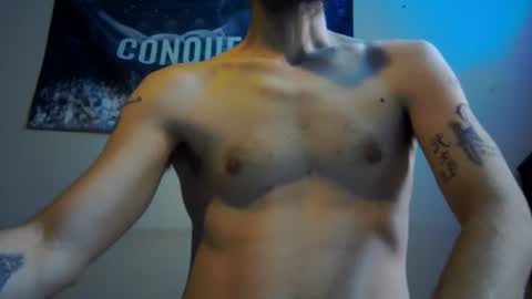 Snapshot of bigman6420 chatting on June 18, 10:03 pm Bigman6420 online show from June 18, 10:03 pm