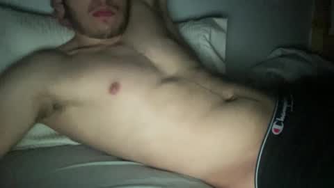 Snapshot of bigmanhaha12 chatting on February 2, 7:20 am bigmanhaha12 online show from February 2, 7:20 am