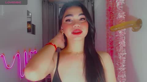 kiaaannaaaa online show from April 21, 10:23 pm