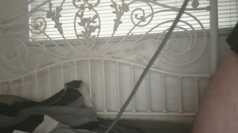 Snapshot of bigprdick101 chatting on December 27, 12:34 pm bigprdick101 online show from December 27, 12:34 pm