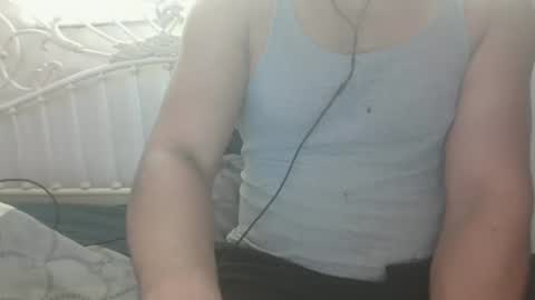 Snapshot of bigprdick101 chatting on February 15, 12:54 pm bigprdick101 online show from February 15, 12:54 pm