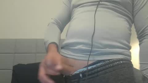 Snapshot of bigprdick101 chatting on September 14, 8:13 am bigprdick101 online show from September 14, 8:13 am