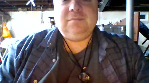Snapshot of bigred_nyc chatting on October 17, 4:59 am Big Red online show from October 17, 4:59 am