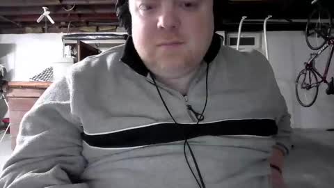 Snapshot of bigred_nyc chatting on February 22, 4:46 am Big Red online show from February 22, 4:46 am