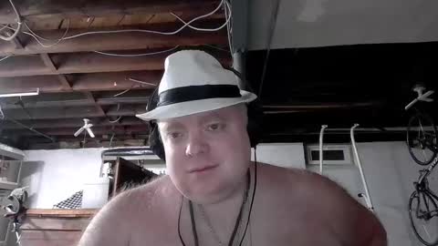 Snapshot of bigred_nyc chatting on March 12, 10:54 am Big Red online show from March 12, 10:54 am