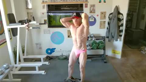 Snapshot of bigredmachine25 chatting on April 20, 3:37 pm Jarvis online show from April 20, 3:37 pm