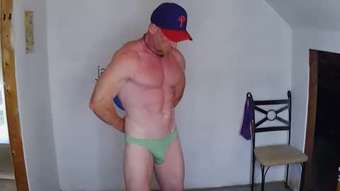 Snapshot of bigredmachine25 chatting on May 31, 12:41 am Jarvis online show from May 31, 12:41 am