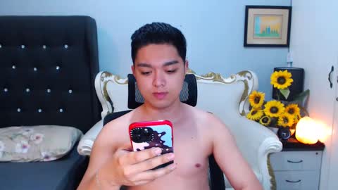 Snapshot of bigshowforyouxx chatting on February 20, 10:16 am Jay online show from February 20, 10:16 am