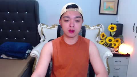 Snapshot of bigshowforyouxx chatting on February 27, 7:01 am Jay online show from February 27, 7:01 am