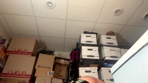 Snapshot of bigskinnyboyshh chatting on October 13, 2:55 am bigskinnyboyshh online show from October 13, 2:55 am