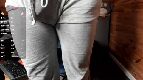 bigsshark online show from February 23, 8:50 pm