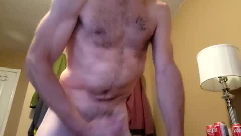 Snapshot of bigstuff674 chatting on December 17, 9:10 pm Aka hardwood online show from December 17, 9:10 pm