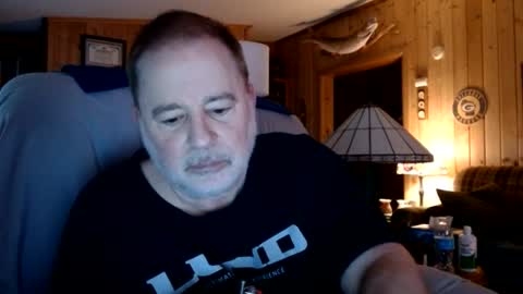 Snapshot of bigthicksatisfying2 chatting on July 17, 1:01 am bigthicksatisfying2 online show from July 17, 1:01 am