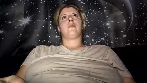 Snapshot of bigtitslala chatting on October 10, 7:24 pm bigtitslala online show from October 10, 7:24 pm