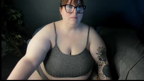 bigtittybbw online show from March 1, 5:59 pm