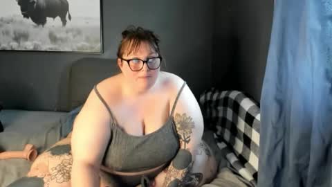 bigtittybbw online show from March 23, 7:40 pm