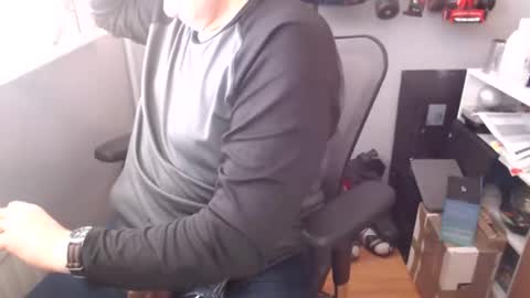 bigtone2_1968 online show from April 16, 8:37 am