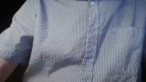 Snapshot of bigukphallus chatting on April 19, 8:33 pm bigukphallus online show from April 19, 8:33 pm