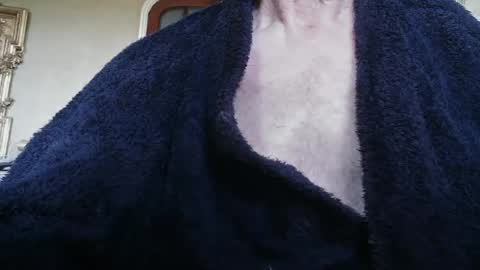 Snapshot of bigukphallus chatting on June 21, 4:42 pm bigukphallus online show from June 21, 4:42 pm
